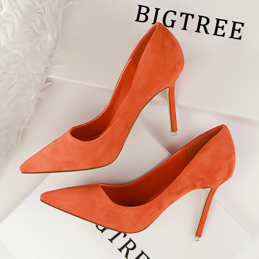 Elegante Klassische Wildleder  – Court Heel Pointed Bewertung und Preis
