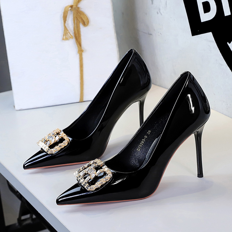 BIGTREE Elegante Spitze High H – Court Heel Pointed Bewertung und Preis