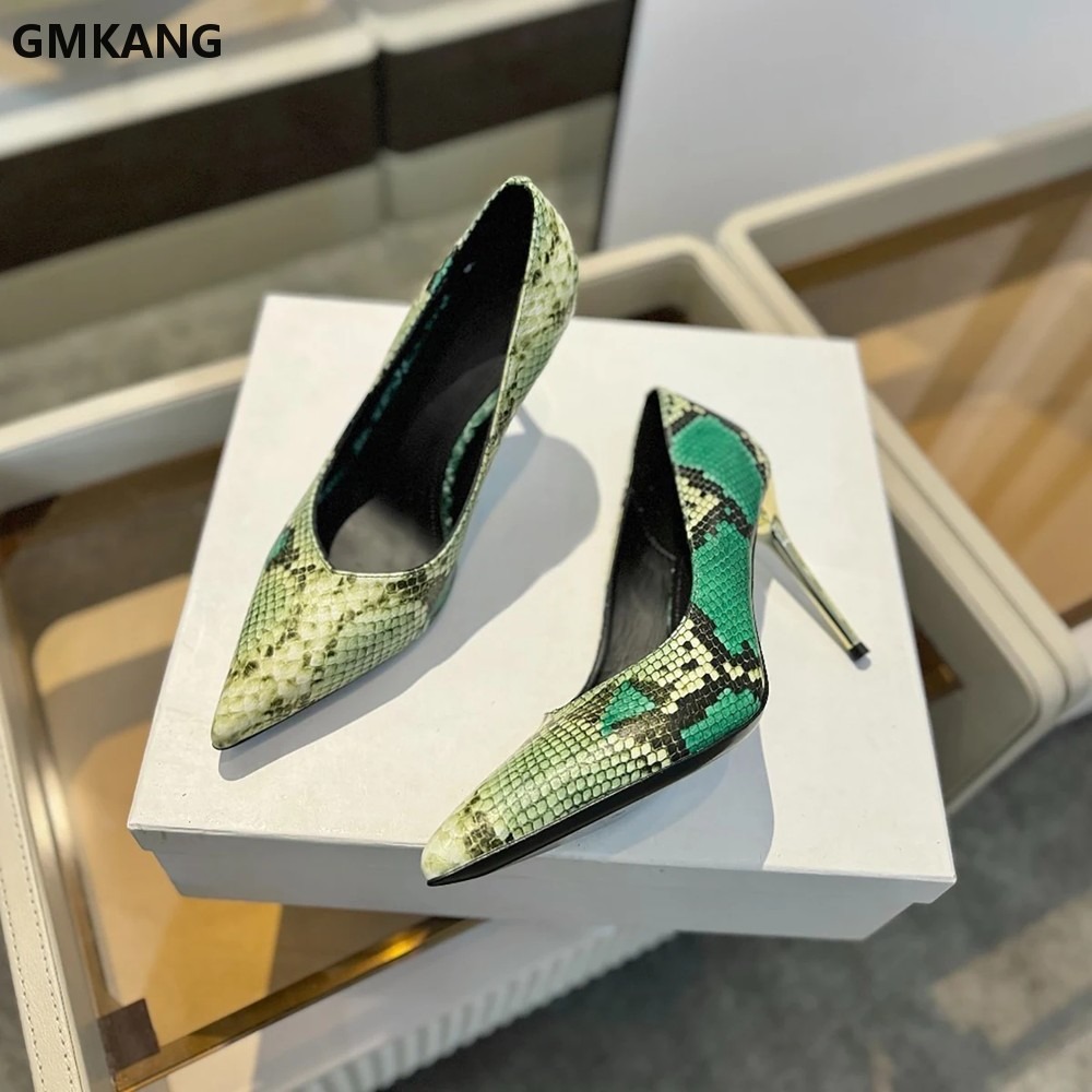 Damen Pumps mit Schlangenmuste – Court Heel Pointed Bewertung und Preis