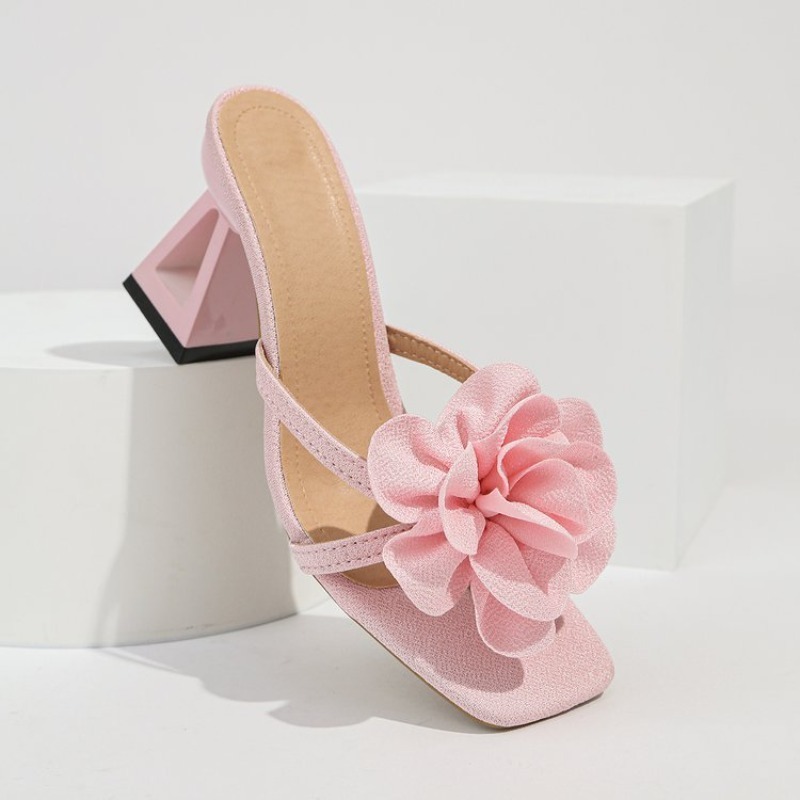 Damen-Sandalen mit 3D-Blumende – Square Toe Mule Bewertung und Preis